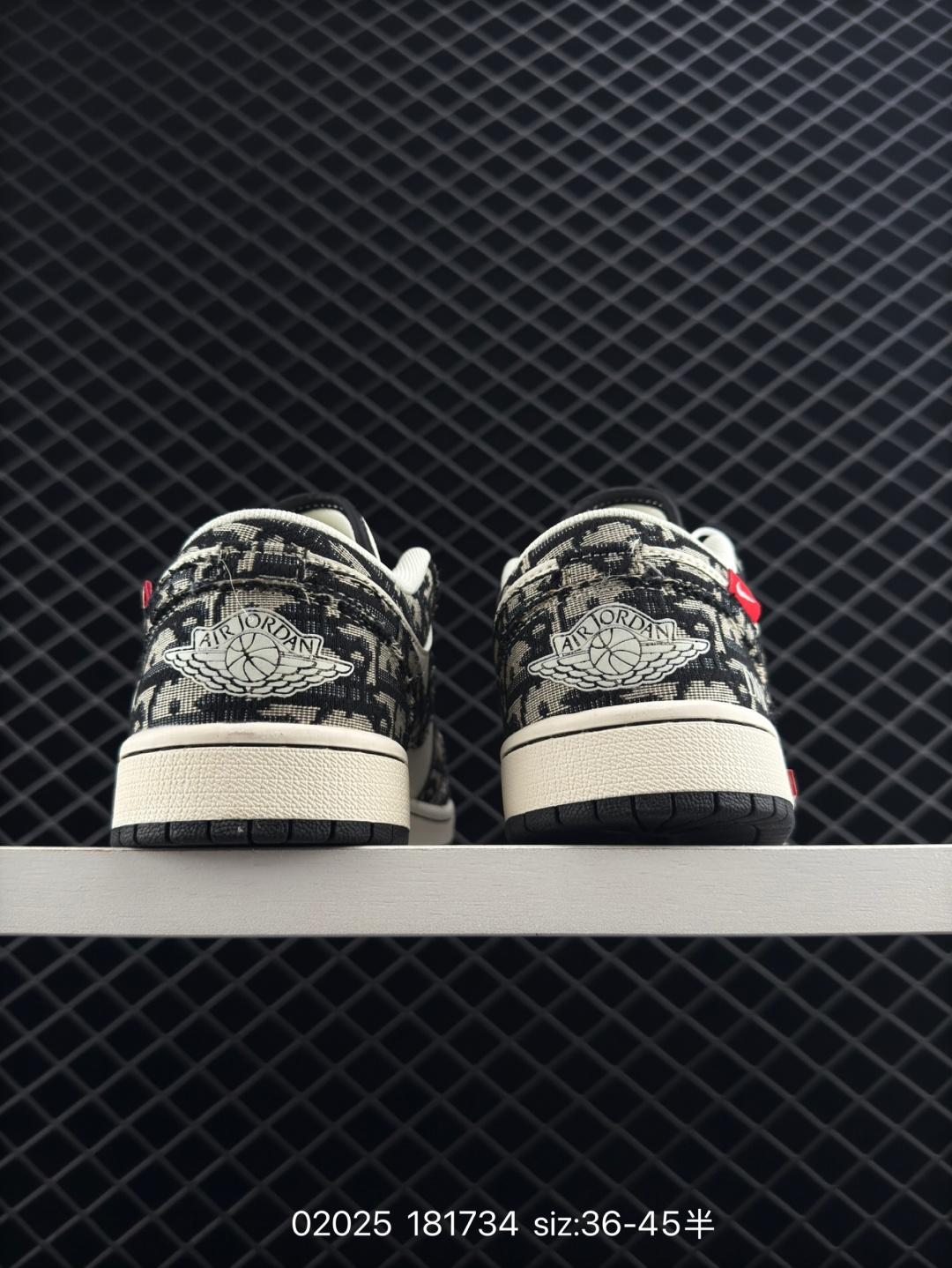 Travis Scott x Air Jordan 1 ” Reverse Mocha “